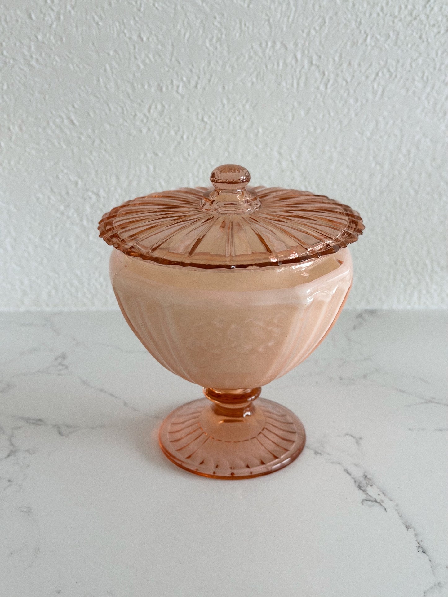 Vintage Candle, Raspberry Guava Scented