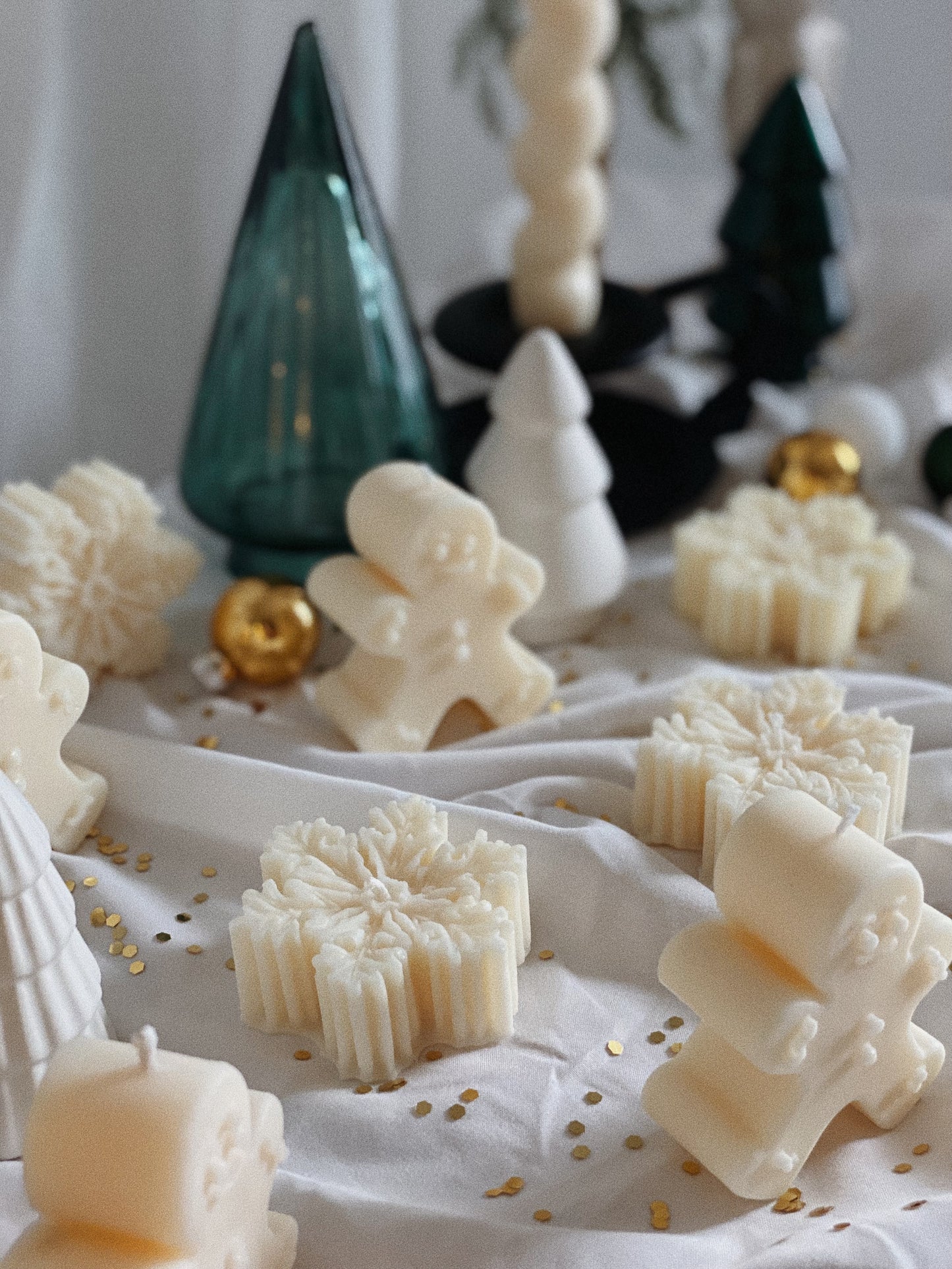 SnowFlake Candle. Soy Wax Pillar Candle