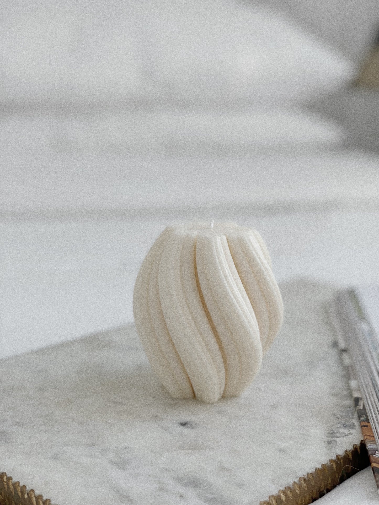 Swirl Pillar Candle, Medium