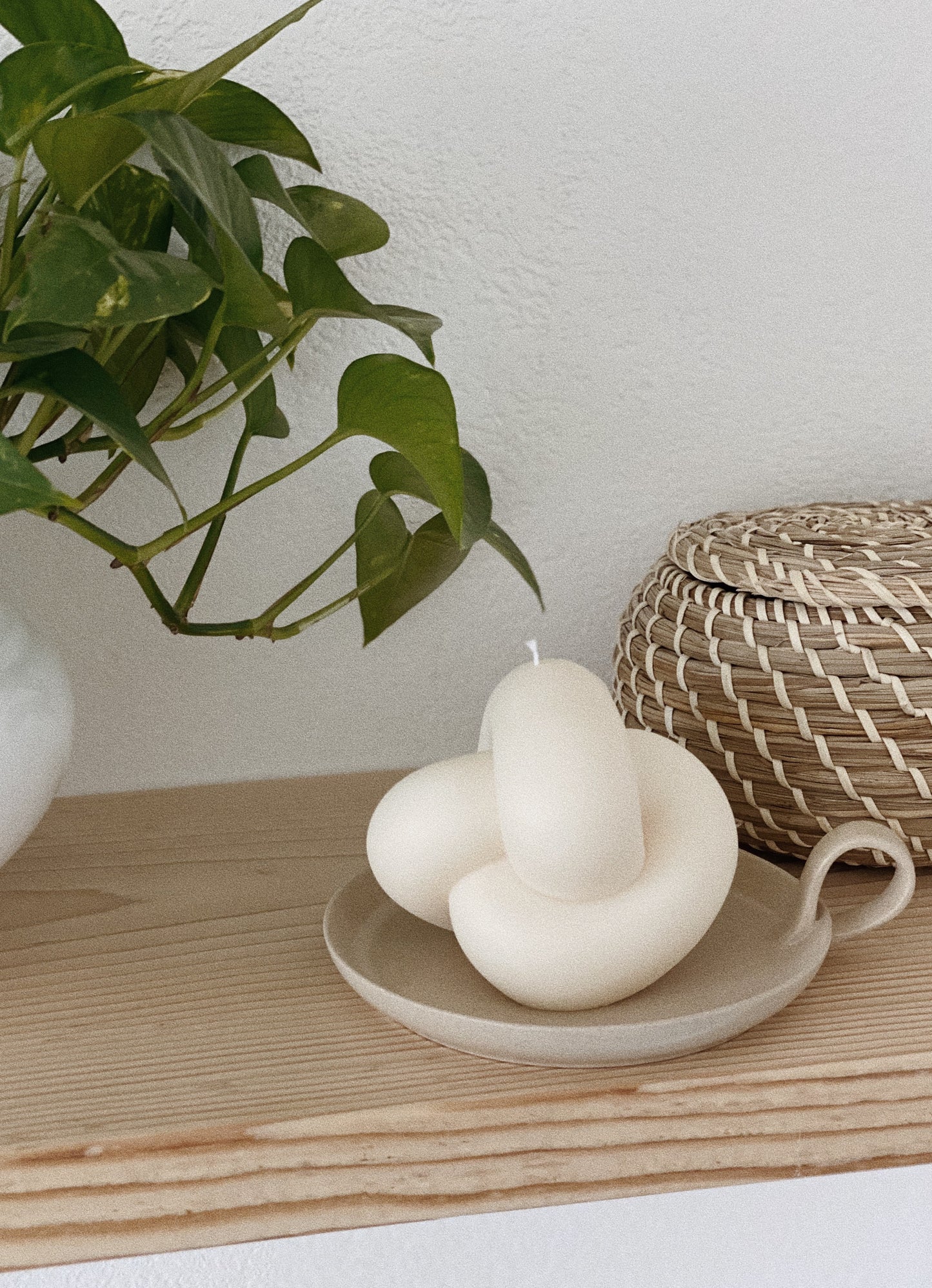Knot Pillar Candle