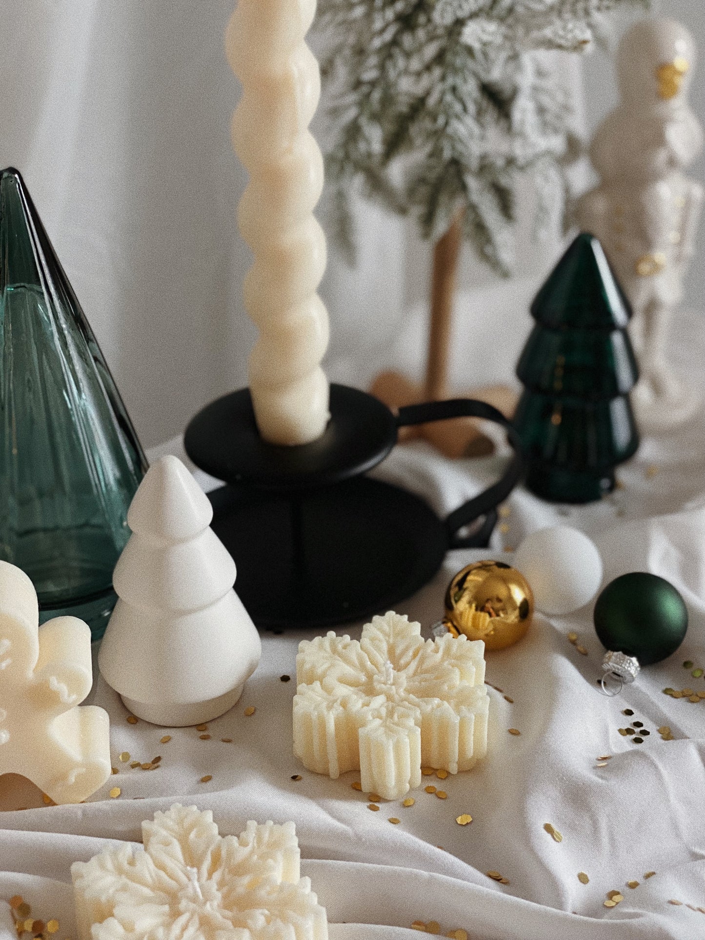SnowFlake Candle. Soy Wax Pillar Candle
