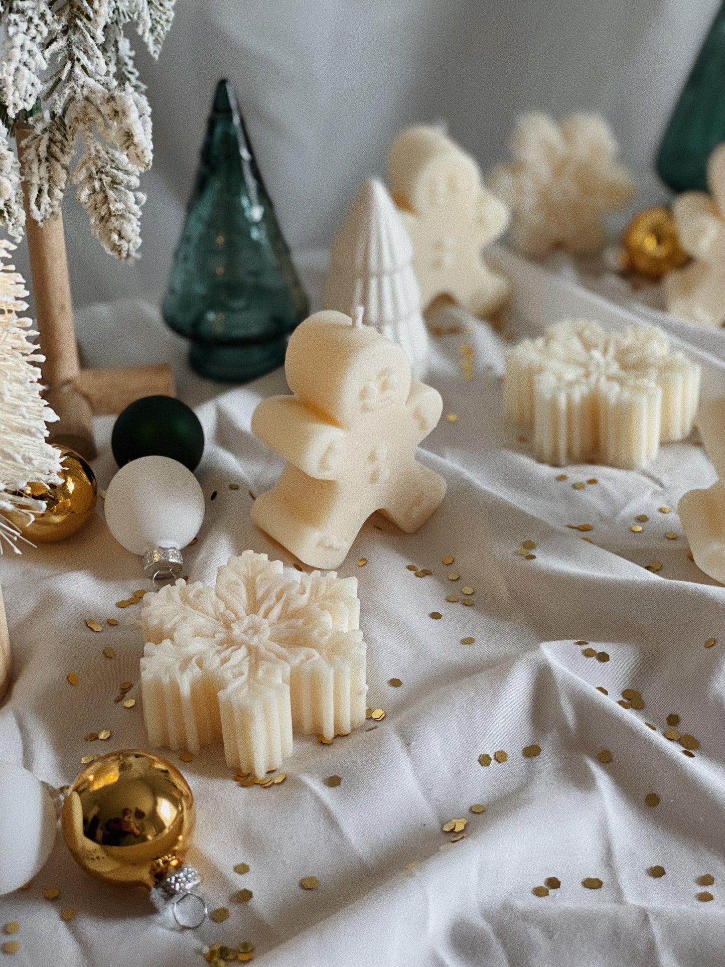 SnowFlake Candle. Soy Wax Pillar Candle